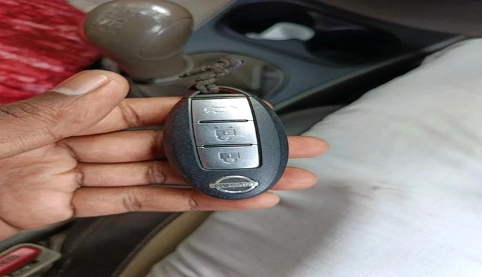 2012 Nissan Sunny XV PETROL, CNG, Manual, 1,27,419 km, interior