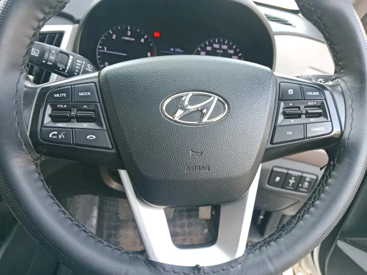 2018 Hyundai Creta SX (O) 1.6 DIESEL, Diesel, Manual, 1,10,831 km, interior