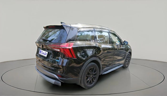 2025 Mahindra XUV700 AX 7 LUXURY D AT 7 STR, Diesel, Automatic, 21,033 km, exterior