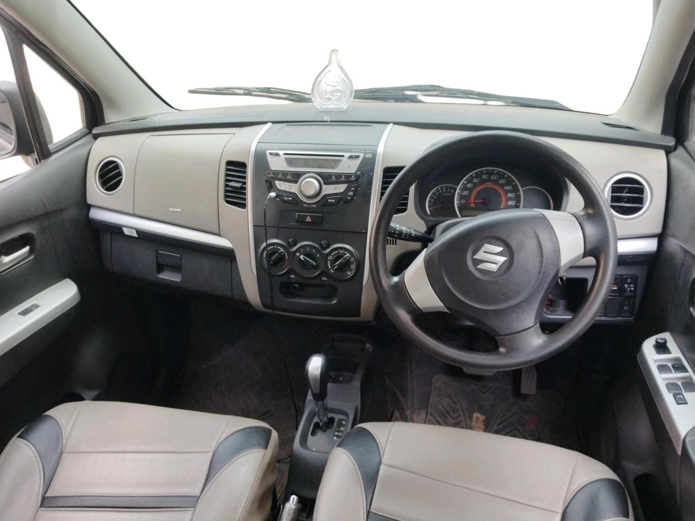 2016 Maruti Wagon R 1.0 VXI AMT, Petrol, Automatic, 50,986 km, interior