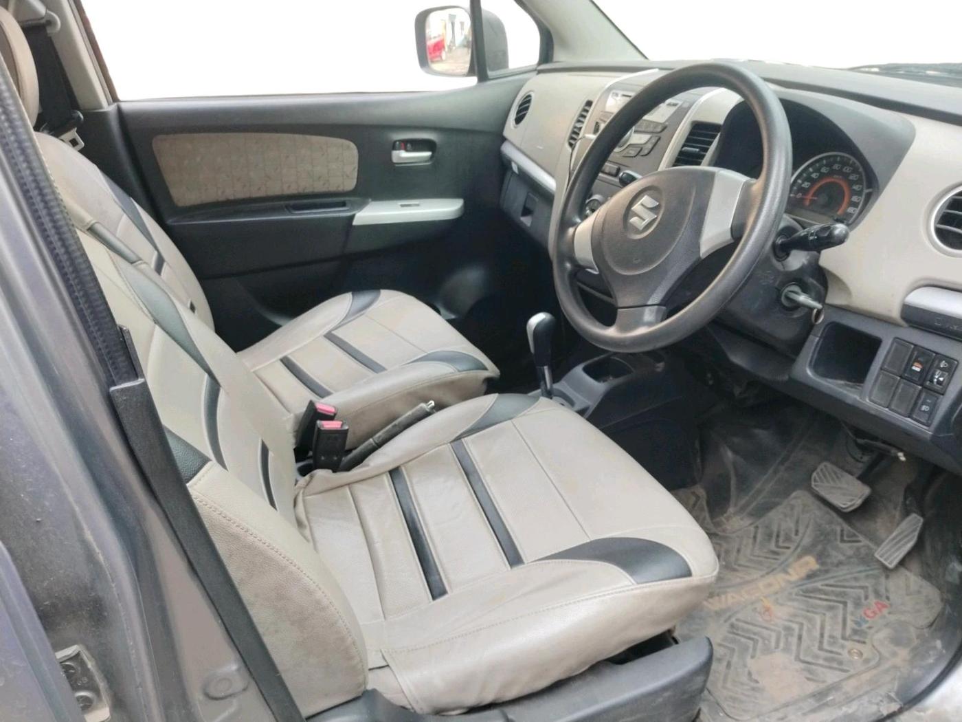 2016 Maruti Wagon R 1.0 VXI AMT, Petrol, Automatic, 50,986 km, interior