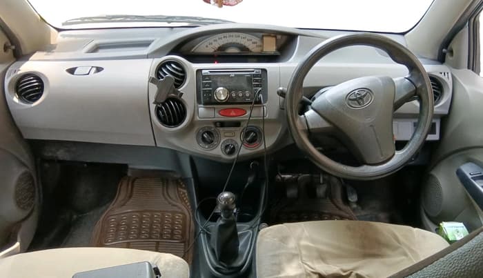 2011 Toyota Etios G, Petrol, Manual, 1,10,591 km, interior