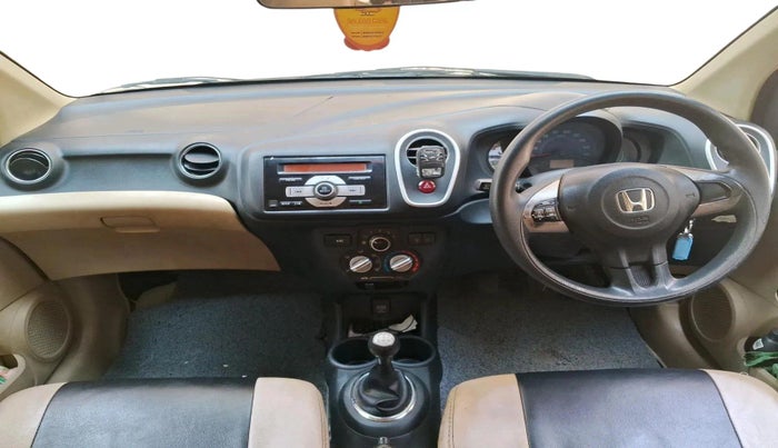 2014 Honda Mobilio 1.5L I-VTEC V, Petrol, Manual, 41,209 km, interior