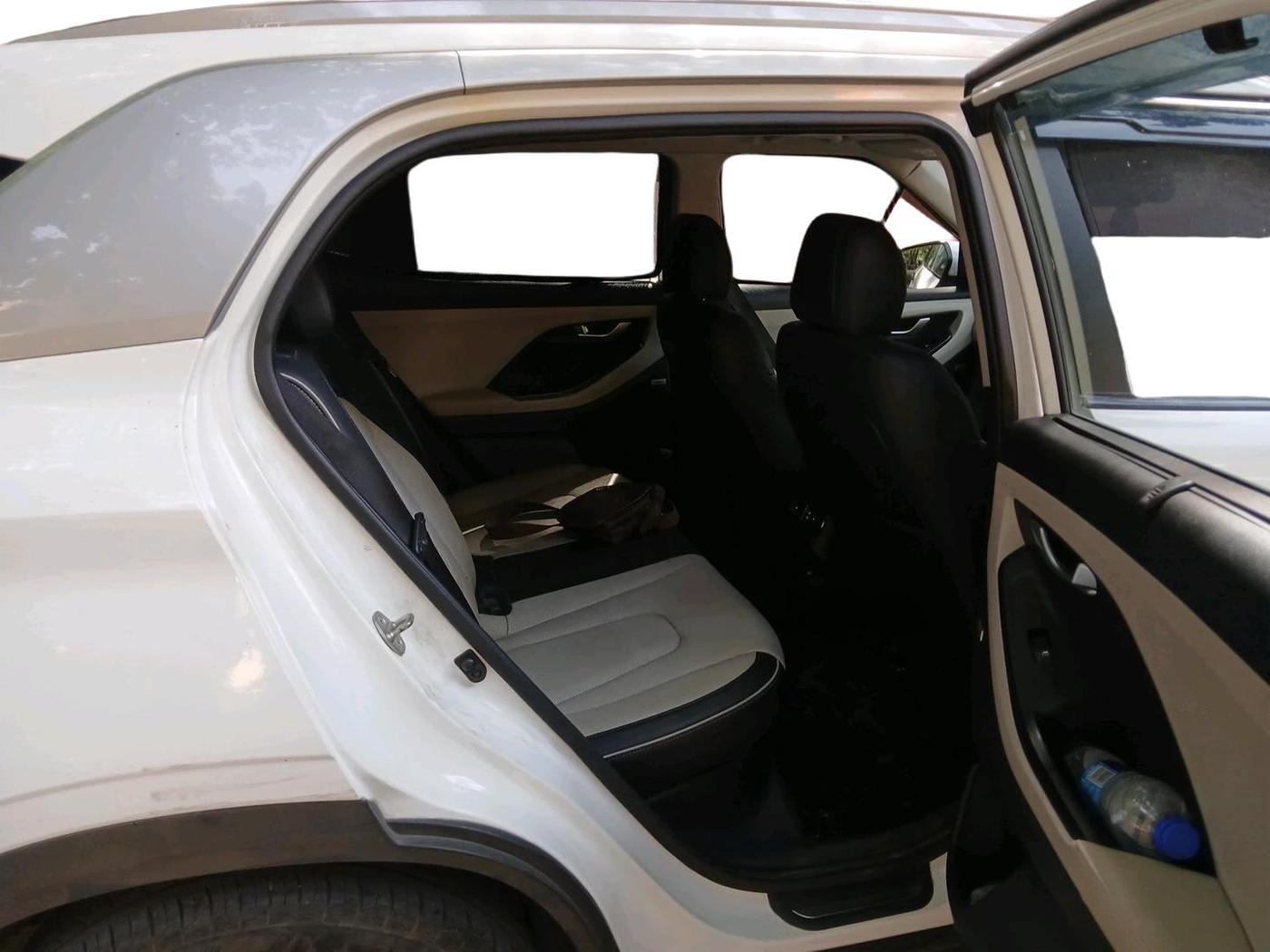 2023 Hyundai Creta SX (O) AT 1.5 DIESEL, Diesel, Automatic, 16,495 km, interior