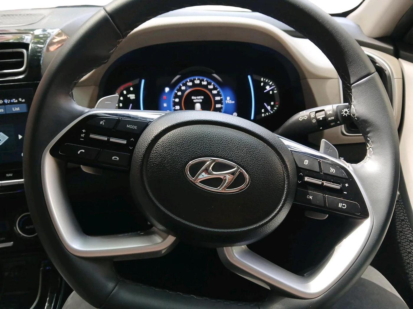 2023 Hyundai Creta SX (O) AT 1.5 DIESEL, Diesel, Automatic, 16,495 km, interior