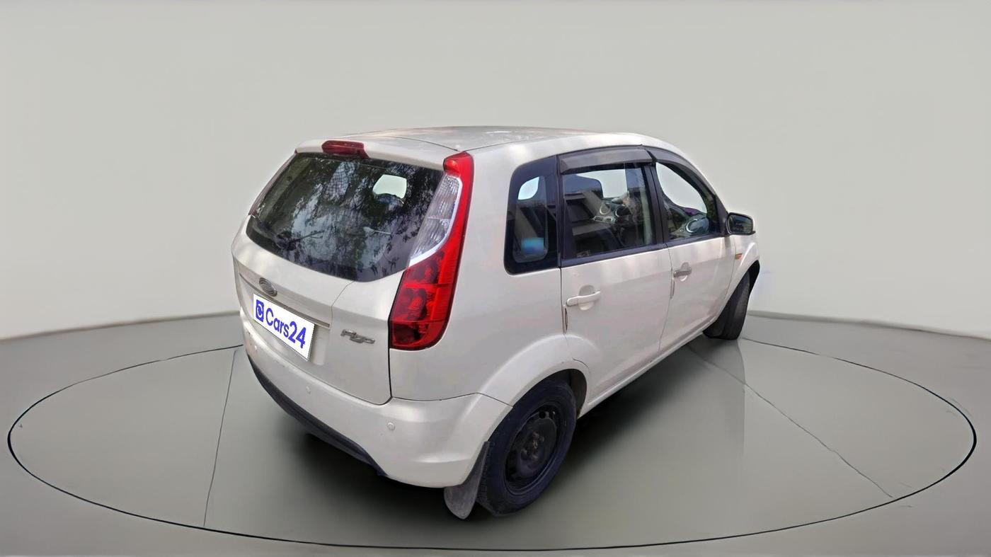 2011 Ford Figo ZXI 1.2 PETROL, CNG, Manual, 1,24,371 km, exterior