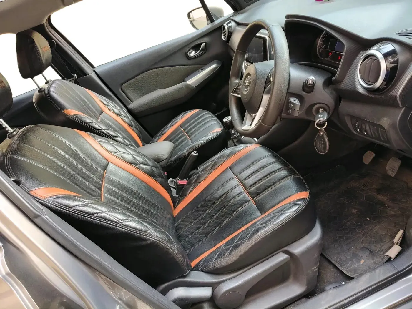 2019 Nissan Kicks XV 1.5, Petrol, Manual, 49,118 km, interior