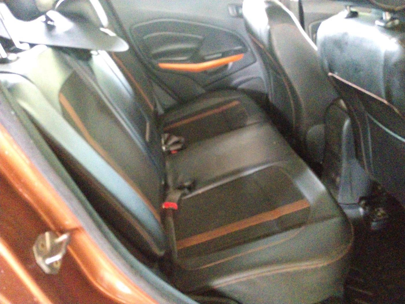 2020 Ford Ecosport TITANIUM 1.5L SPORTS(SUNROOF) DIESEL, Diesel, Manual, 1,32,023 km, interior