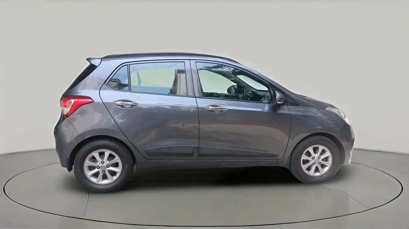 2016 Hyundai Grand i10 ASTA AT 1.2 KAPPA VTVT, Petrol, Automatic, 40,507 km, exterior