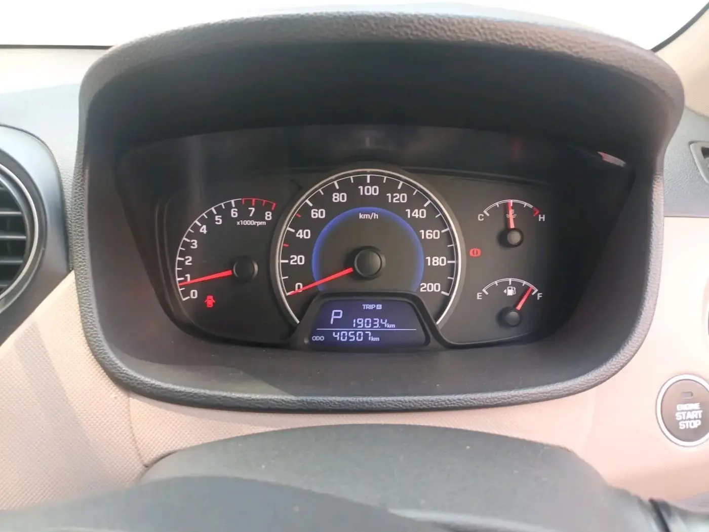 2016 Hyundai Grand i10 ASTA AT 1.2 KAPPA VTVT, Petrol, Automatic, 40,507 km, interior
