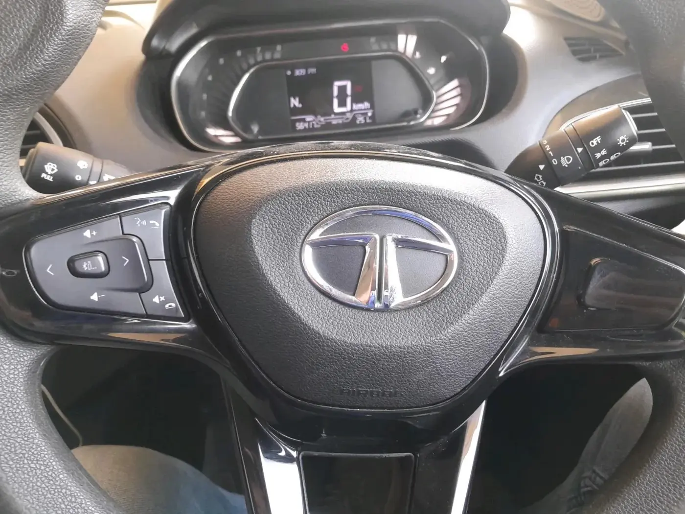 2021 Tata TIAGO NRG XZ AMT, Petrol, Automatic, 56,964 km, interior