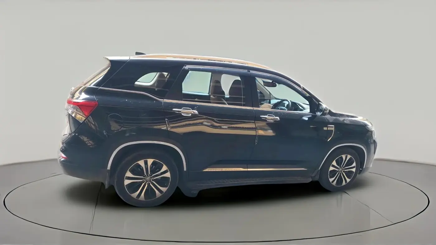 2022 MG HECTOR PLUS SHARP 2.0 DIESEL TURBO MT 6-STR, Diesel, Manual, 82,166 km, exterior