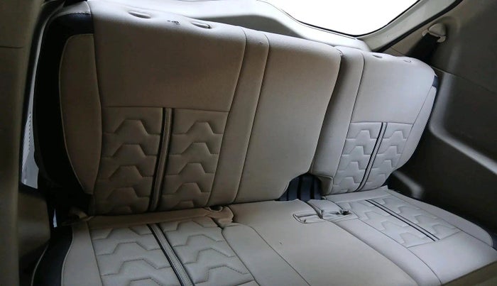 2018 Mahindra MARAZZO M6 8 STR, Diesel, Manual, 1,09,146 km, interior