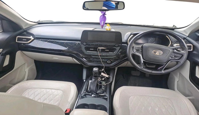 2022 Tata Safari XZA PLUS GOLD, Diesel, Automatic, 19,365 km, interior