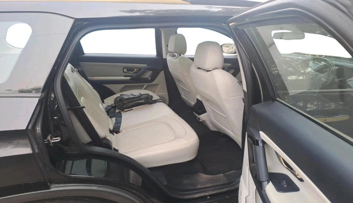 2022 Tata Safari XZA PLUS GOLD, Diesel, Automatic, 19,365 km, interior
