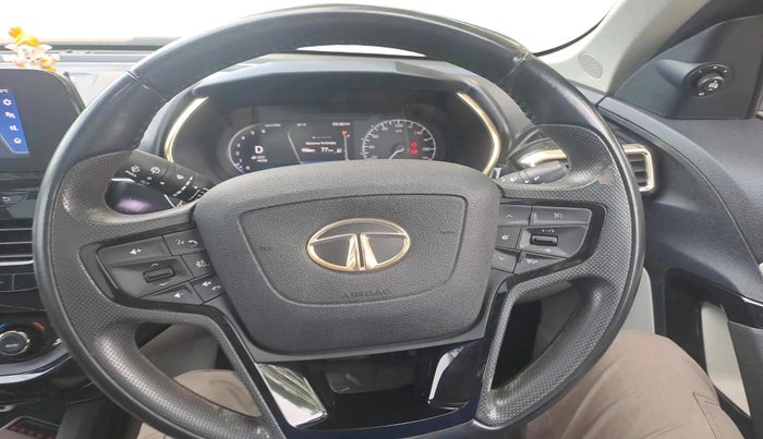 2022 Tata Safari XZA PLUS GOLD, Diesel, Automatic, 19,365 km, interior