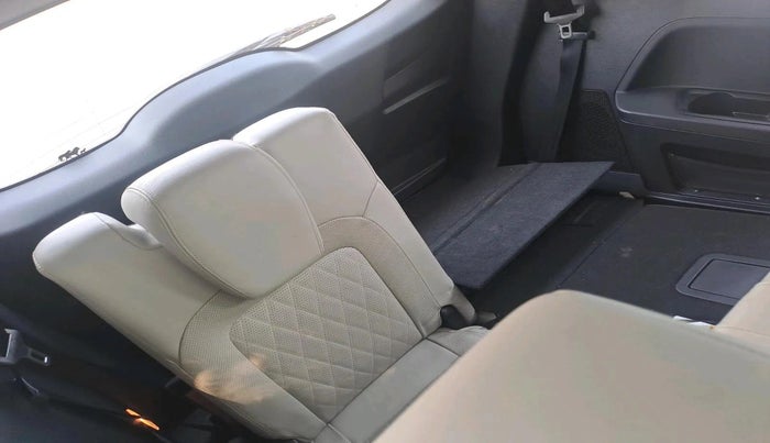 2022 Tata Safari XZA PLUS GOLD, Diesel, Automatic, 19,365 km, interior