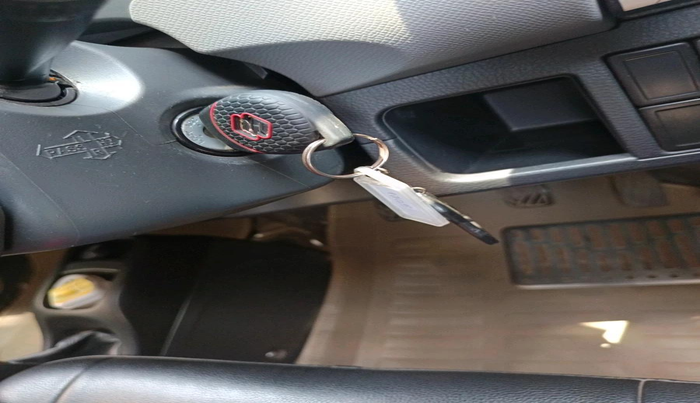 2011 Maruti Wagon R 1.0 VXI, Petrol, Manual, 19,028 km, interior