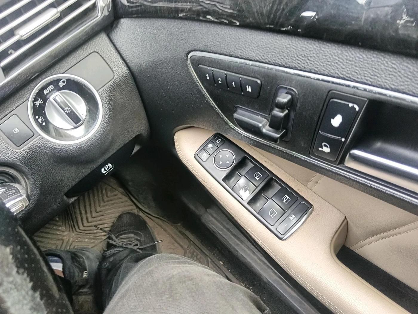 2012 Mercedes Benz E Class E 200 CGI AVANTGARDE, Petrol, Automatic, 1,46,972 km, interior