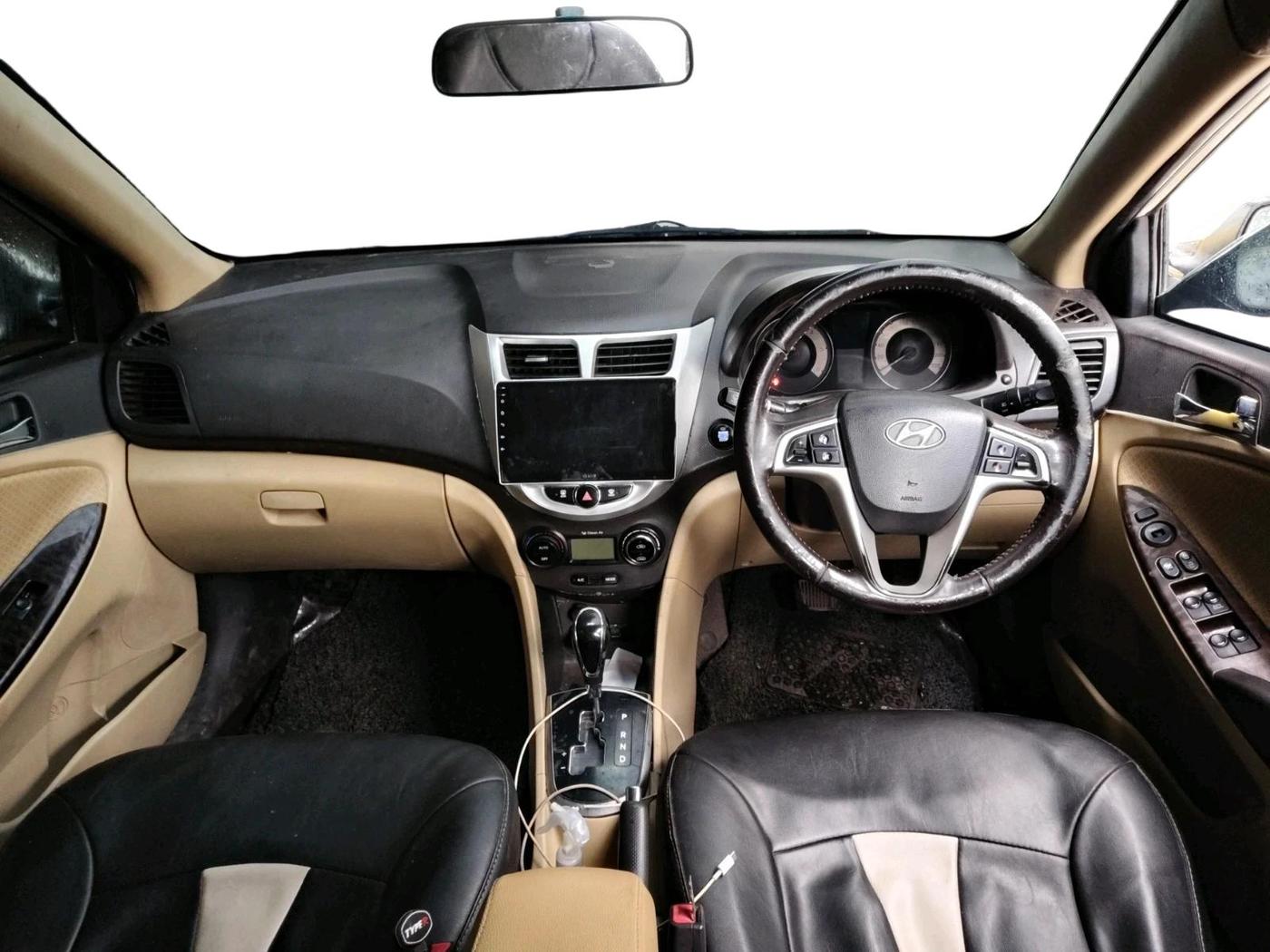 2012 Hyundai Verna FLUIDIC 1.6 CRDI SX OPT AT, Diesel, Automatic, 83,956 km, interior
