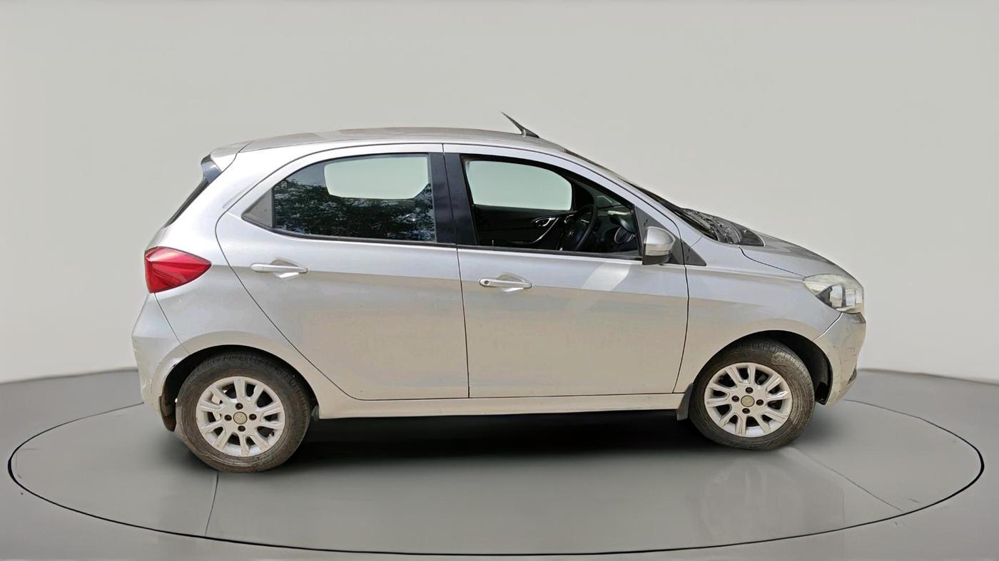 2016 Tata Tiago XZ PETROL, Petrol, Manual, 56,563 km, exterior