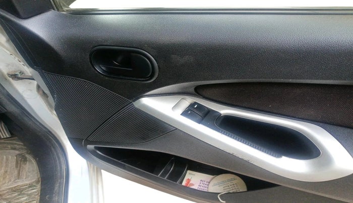 2011 Ford Figo ZXI 1.4 DIESEL, Diesel, Manual, 85,377 km, interior