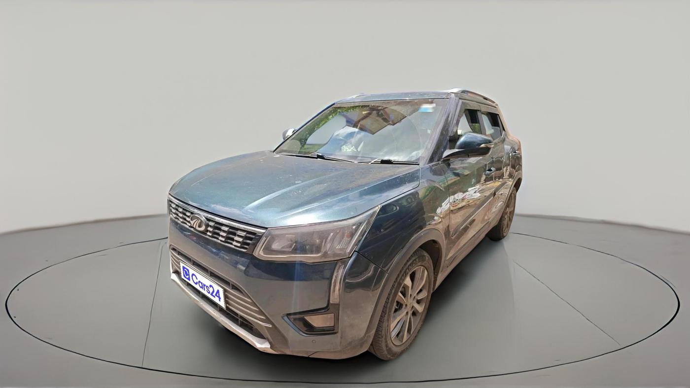2019 Mahindra XUV300 W8 (O) 1.5 DIESEL, Diesel, Manual, 1,23,537 km, exterior