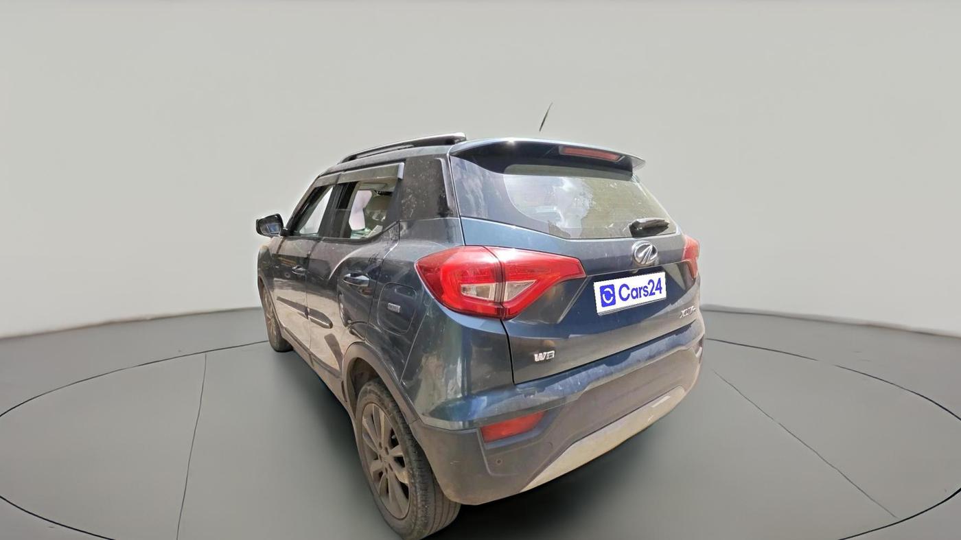 2019 Mahindra XUV300 W8 (O) 1.5 DIESEL, Diesel, Manual, 1,23,537 km, exterior