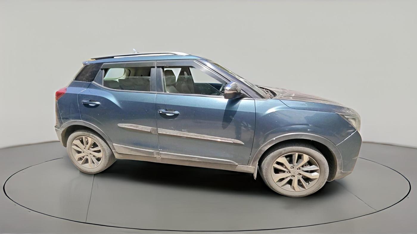 2019 Mahindra XUV300 W8 (O) 1.5 DIESEL, Diesel, Manual, 1,23,537 km, exterior