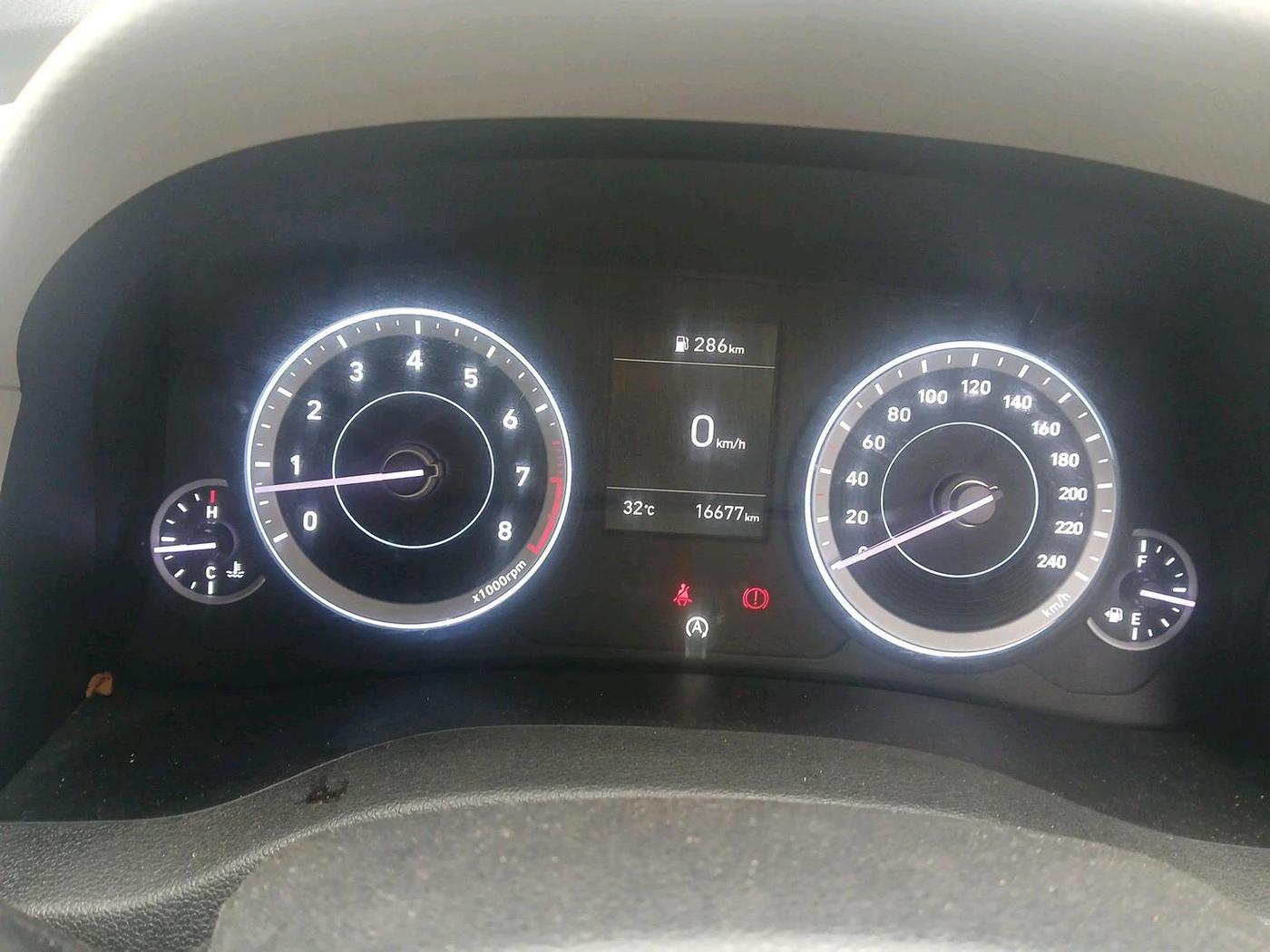 2023 Hyundai Creta EX 1.5 PETROL, Petrol, Manual, 16,677 km, interior