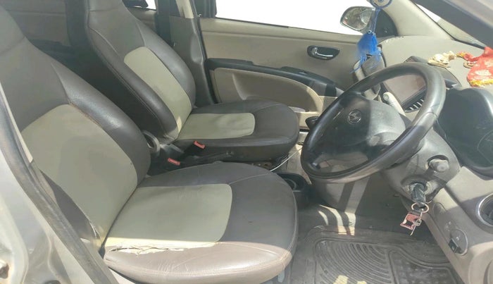 2013 Hyundai i10 MAGNA 1.1, CNG, Manual, 78,850 km, interior