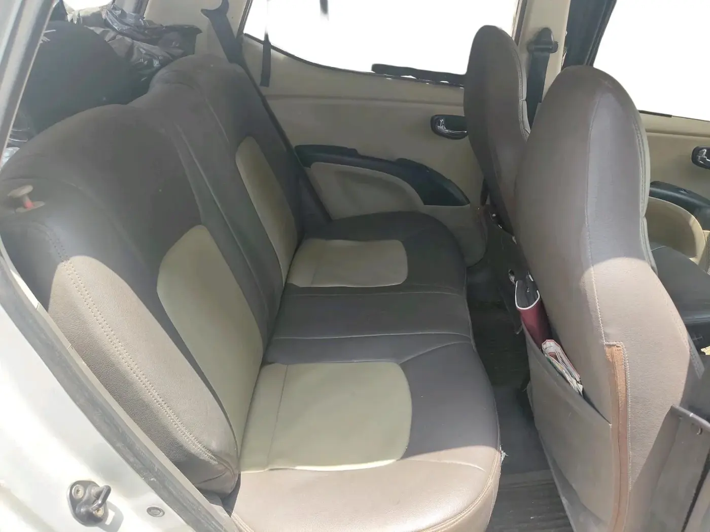 2013 Hyundai i10 MAGNA 1.1, CNG, Manual, 78,850 km, interior