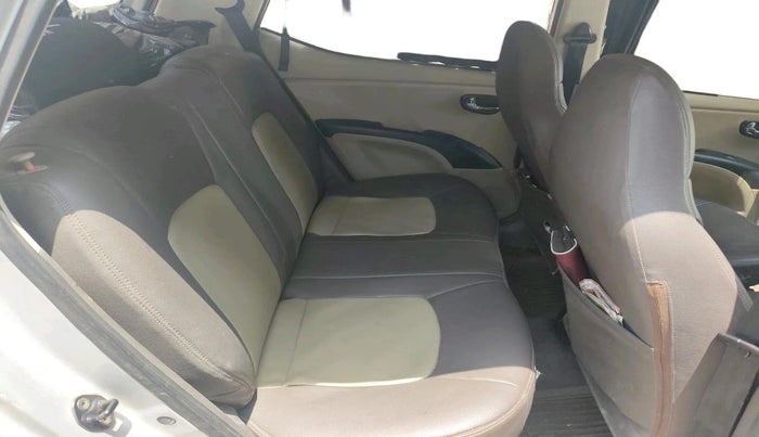 2013 Hyundai i10 MAGNA 1.1, CNG, Manual, 78,850 km, interior