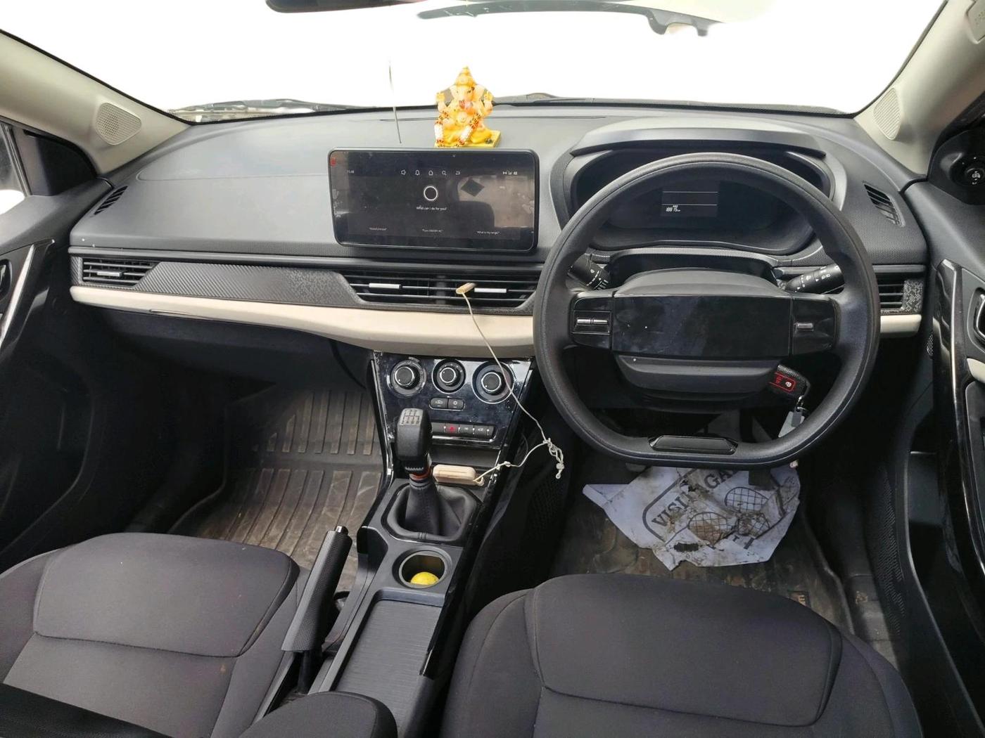 2025 Tata NEXON Pure S 1.2 iCNG, CNG, Manual, 18,815 km, interior