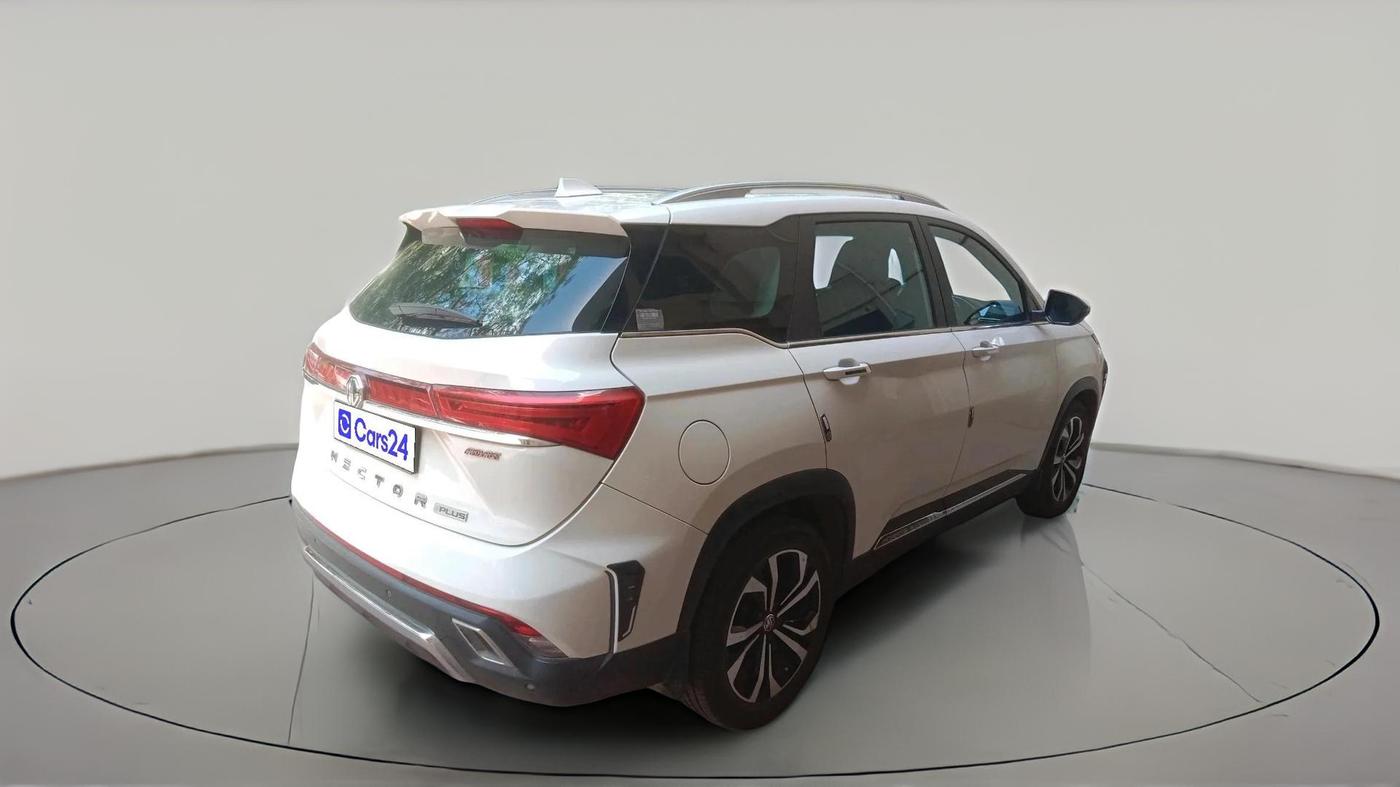 2023 MG HECTOR PLUS SAVVY PRO 1.5 TURBO CVT 7 STR, Petrol, Automatic, 52,773 km, exterior