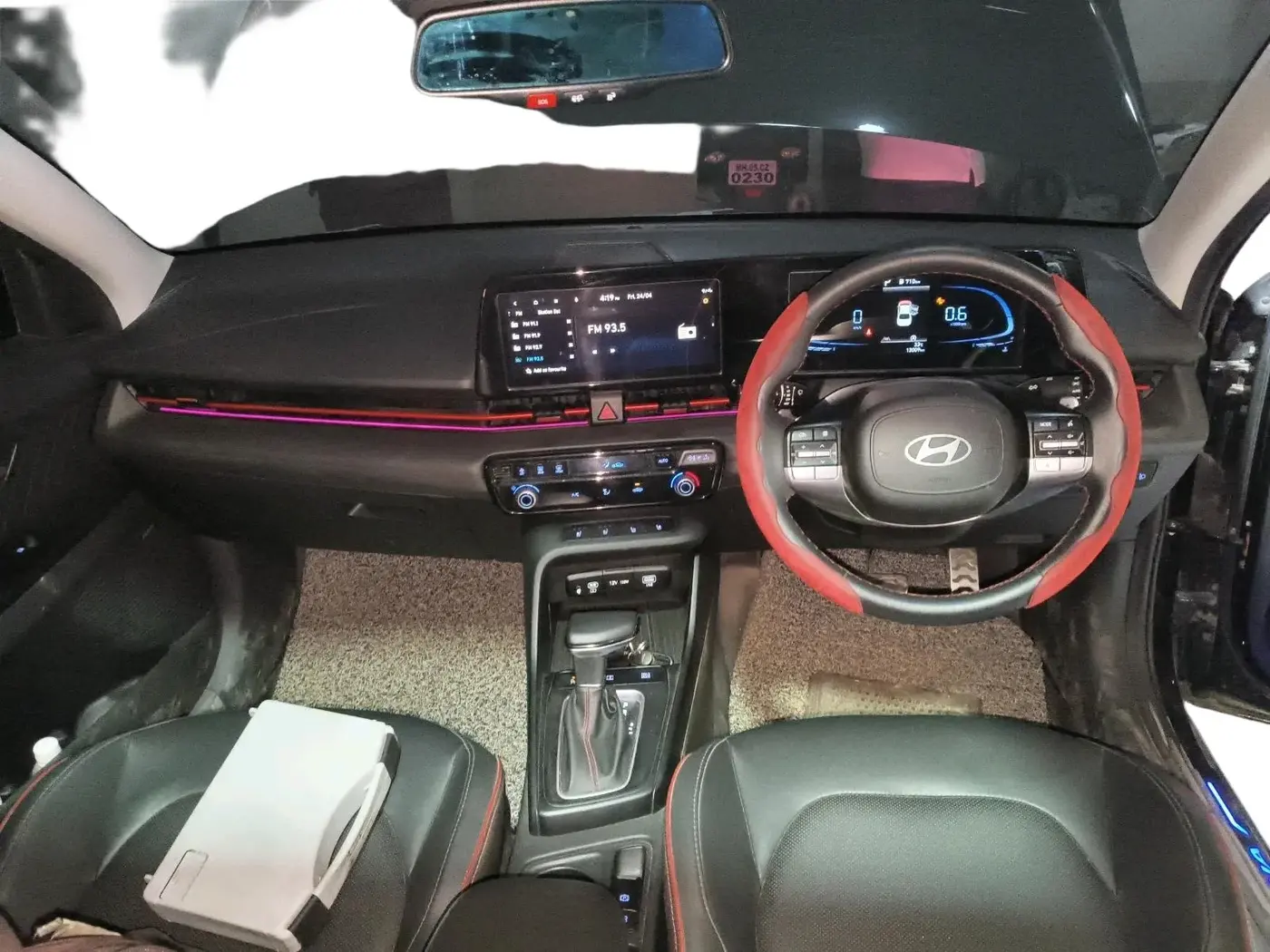 2023 Hyundai Verna SX (O) 1.5 TURBO PETROL DCT, Petrol, Automatic, 13,009 km, interior