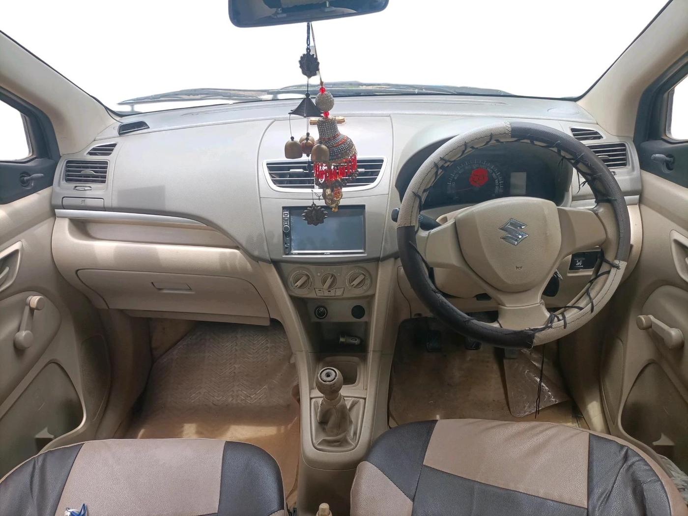 2012 Maruti Ertiga LXI, CNG, Manual, 79,344 km, interior