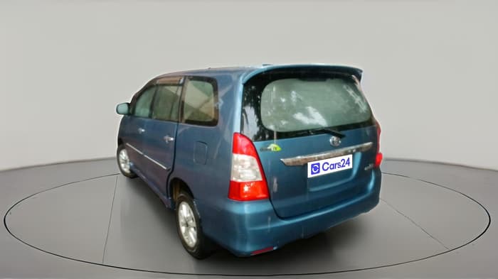2012 Toyota Innova 2.5 VX 8 STR, Diesel, Manual, 2,09,888 km, exterior