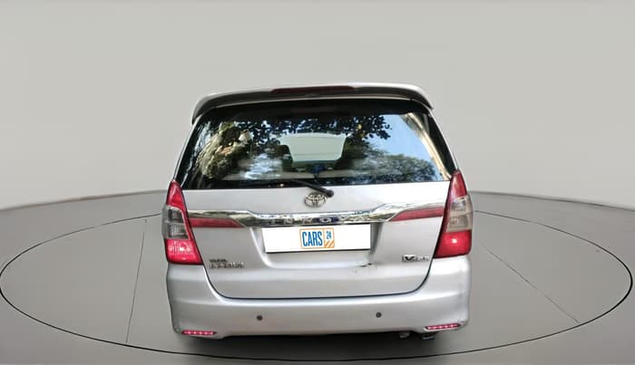 2010 Toyota Innova V 2.5 7 STR, Diesel, Manual, 1,94,728 km, exterior