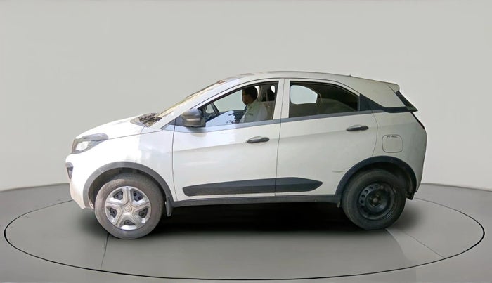 2018 Tata NEXON XM PETROL, Petrol, Manual, 14,863 km, exterior