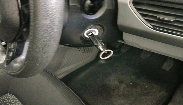 2018 Tata NEXON XM PETROL, Petrol, Manual, 14,863 km, interior