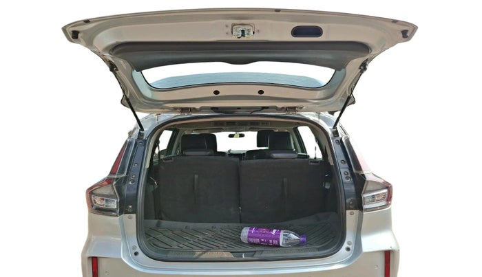 2022 Maruti XL6 ALPHA MT, Petrol, Manual, 67,204 km, exterior