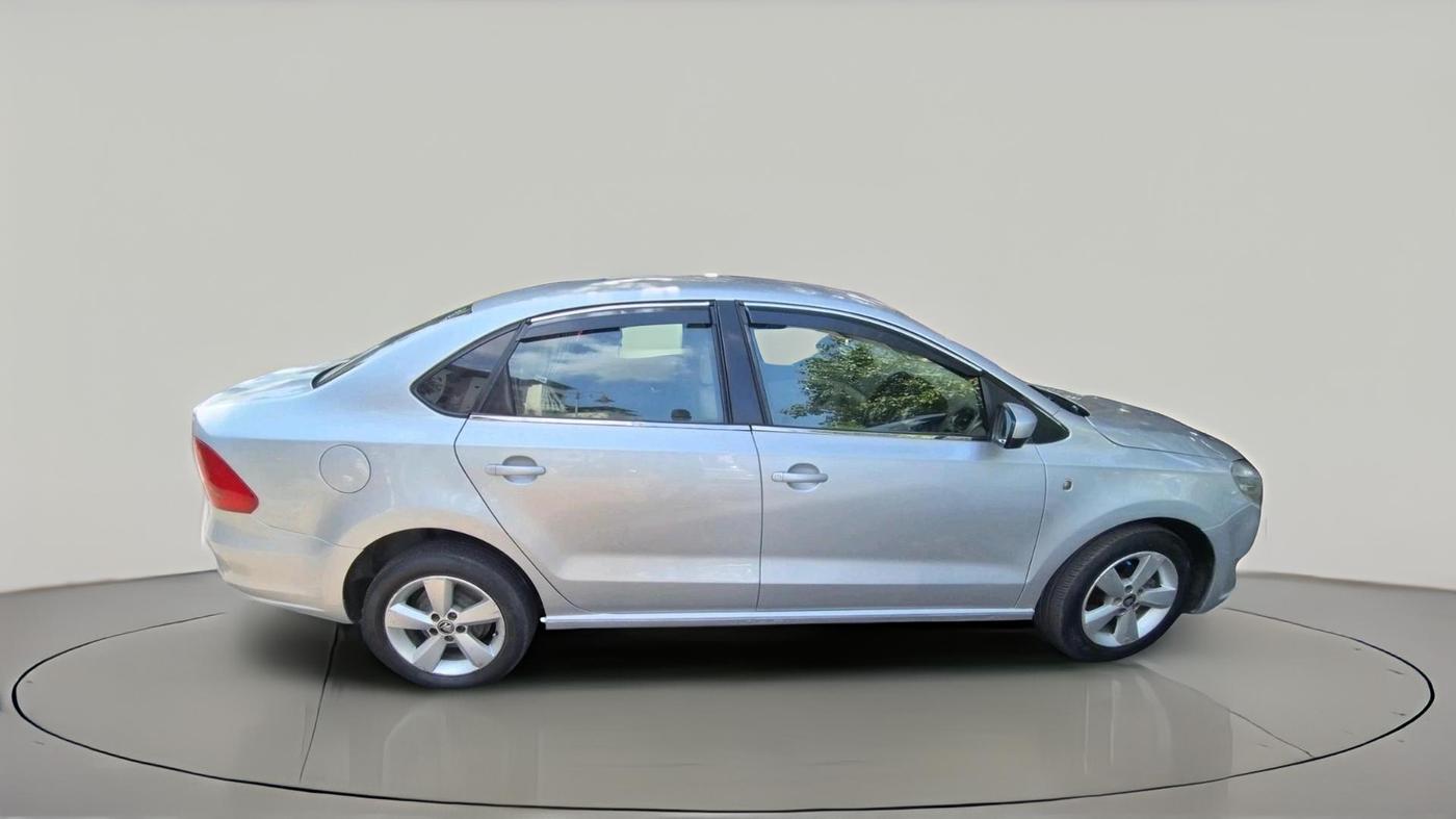 2015 Skoda Rapid 1.5 TDI CR ELEGANCE PLUS AT, Diesel, Automatic, 99,275 km, exterior