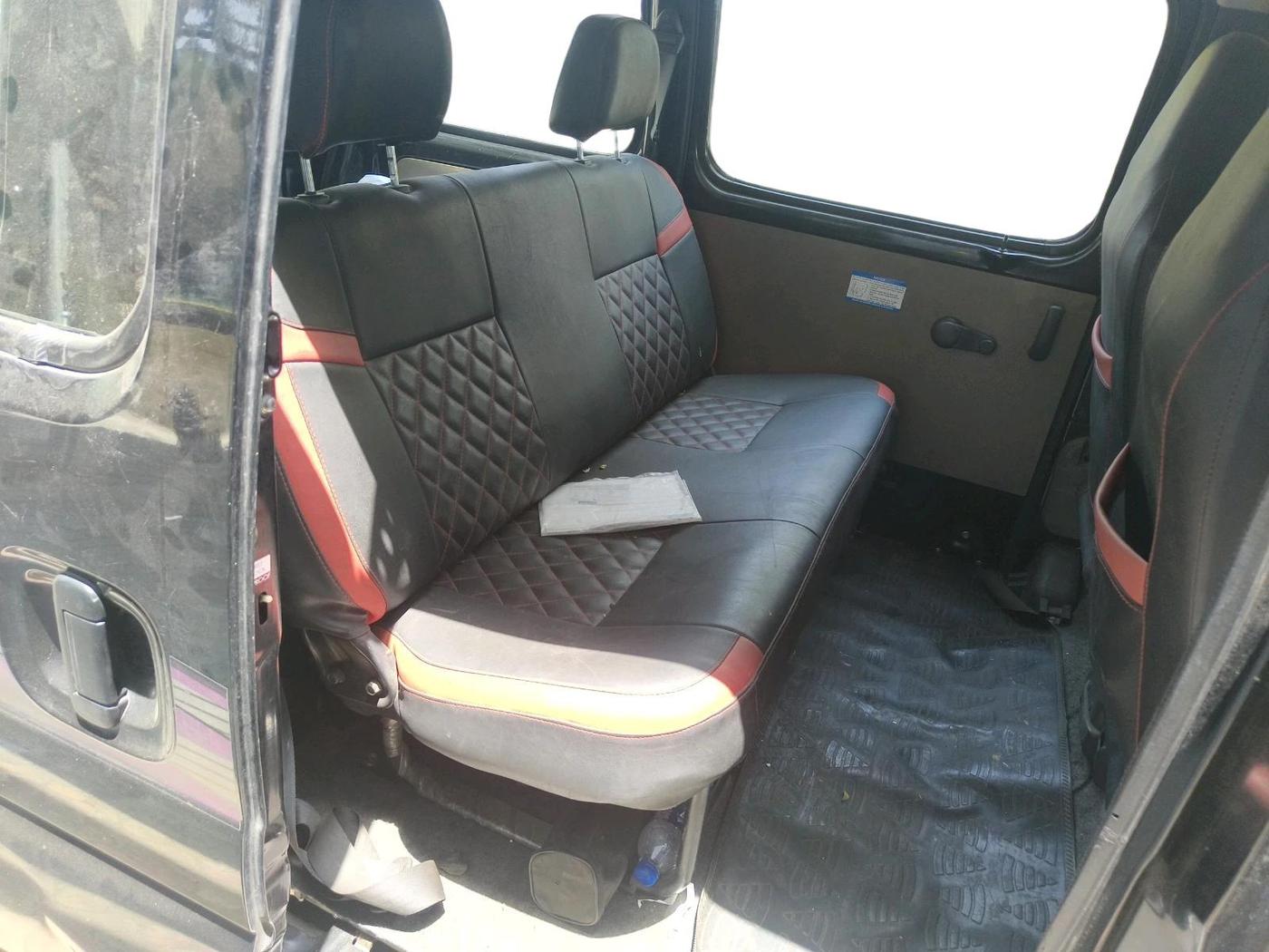 2014 Maruti Eeco 5 STR WITH A/C+HTR CNG, CNG, Manual, 1,14,170 km, interior