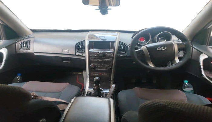 2013 Mahindra XUV500 W6, Diesel, Manual, 1,29,704 km, interior
