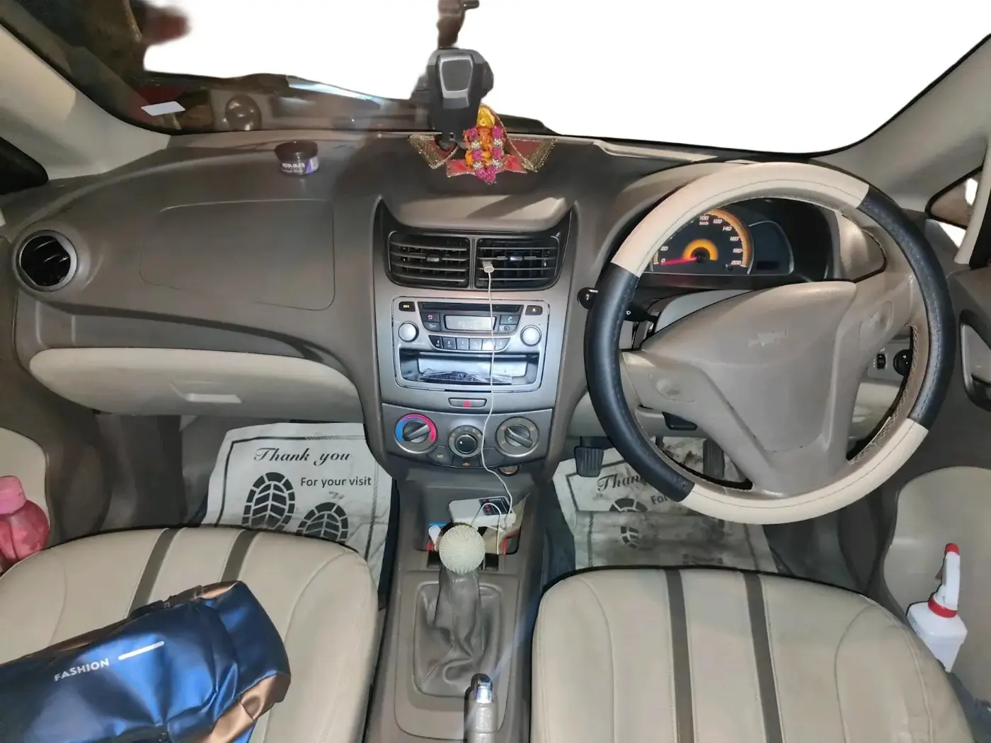 2014 Chevrolet Sail UVA 1.2 LS ABS, Petrol, Manual, 36,120 km, interior
