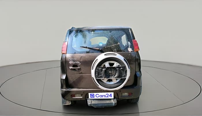 2013 Mahindra Quanto C8, Diesel, Manual, 73,802 km, exterior