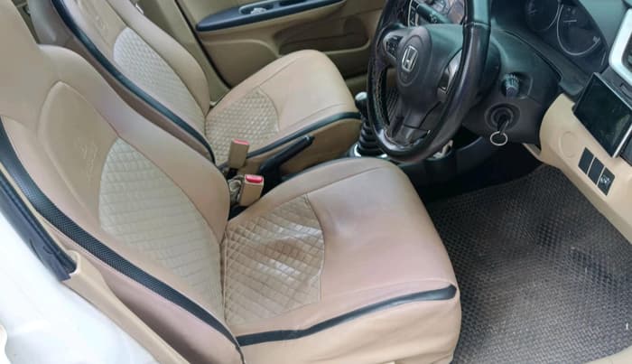 2016 Honda Amaze 1.5L I-DTEC VX, Diesel, Manual, 2,22,318 km, interior