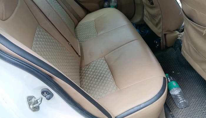 2016 Honda Amaze 1.5L I-DTEC VX, Diesel, Manual, 2,22,318 km, interior
