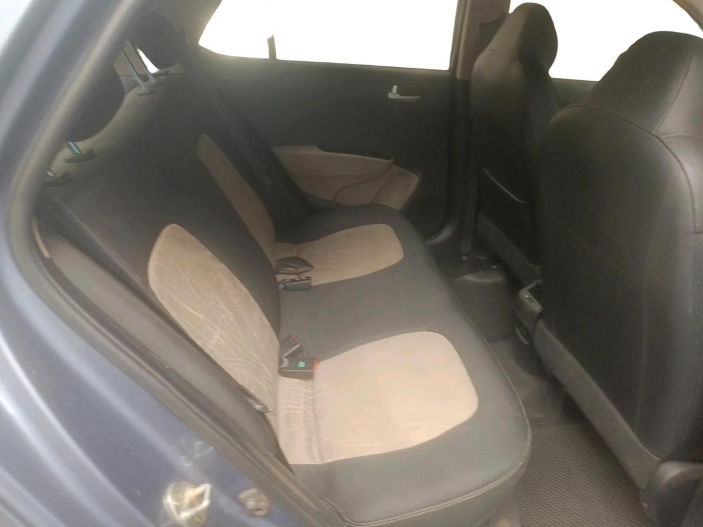 2014 Hyundai Grand i10 ASTA AT 1.2 KAPPA VTVT, Petrol, Automatic, 19,785 km, interior